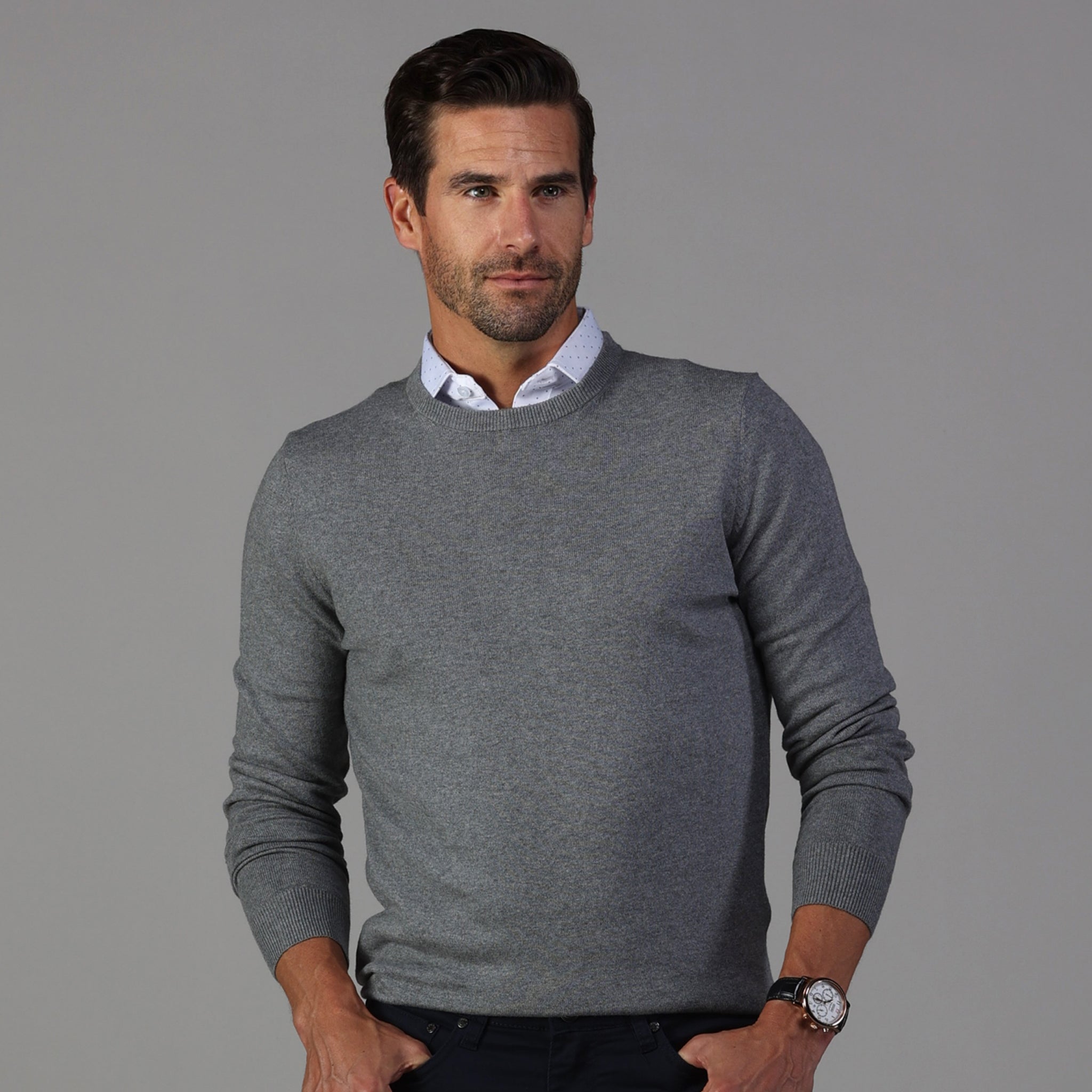Grey Luxury Touch Cotton and Cashmere Crew Neck Sweater – Collars & Co.