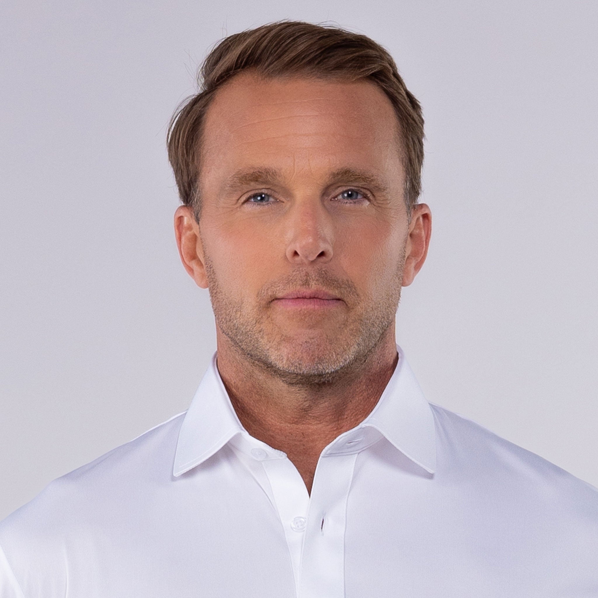 Quattro Flex Short Sleeve Button Down White Collars & Co.