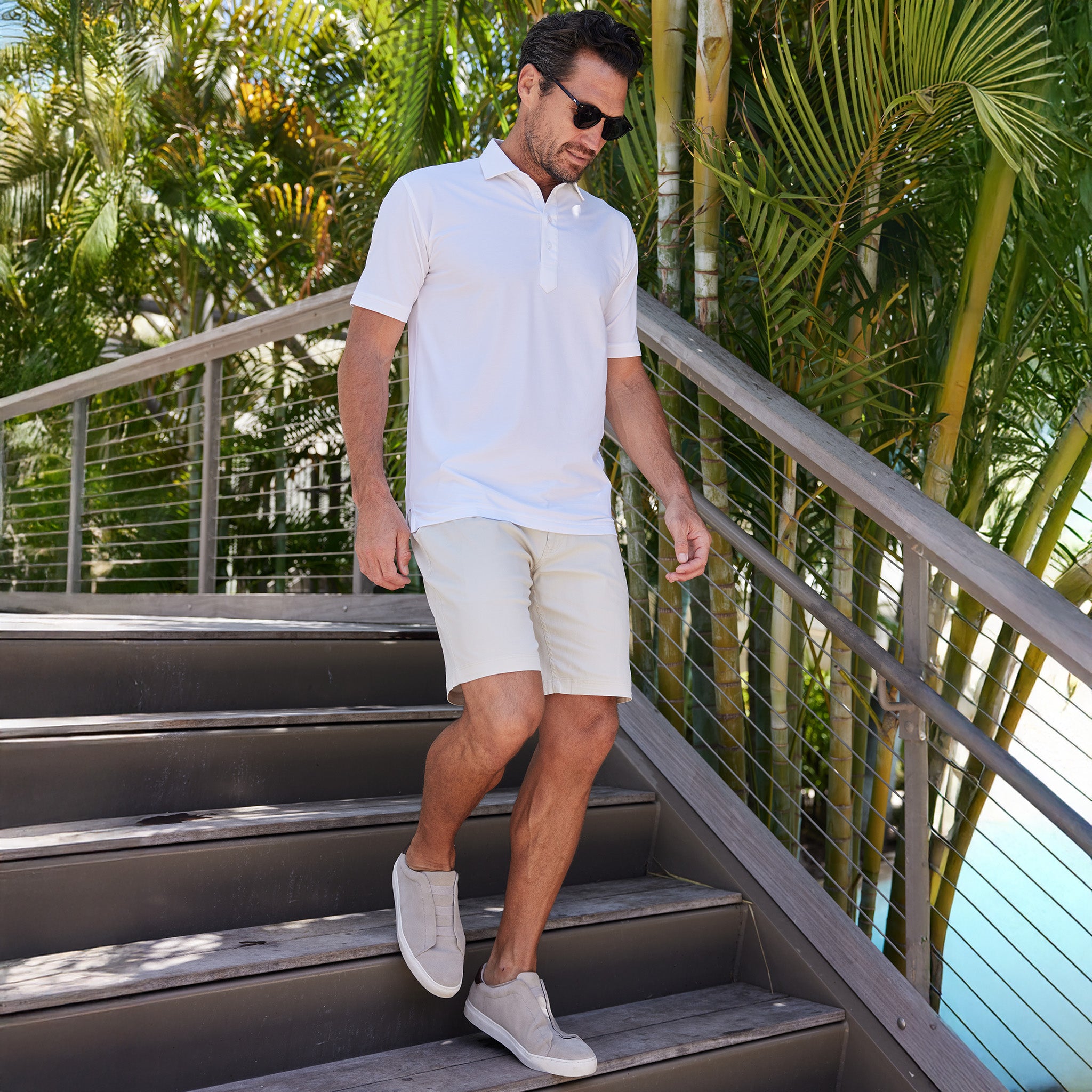 Nantucket Chino Short Stone – Collars & Co.