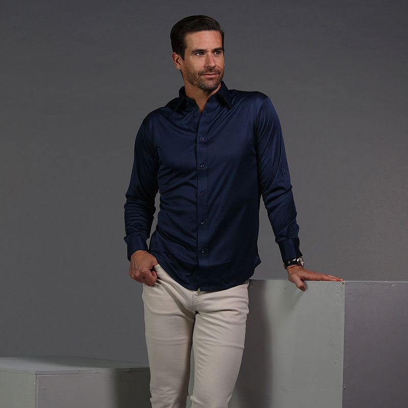Quattro Flex Dress Shirt with English Spread Collar Navy – Collars & Co.