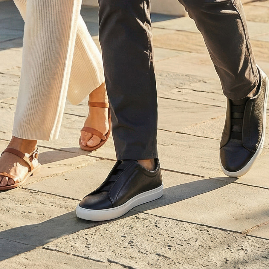 Sorrento Sneaker Black Pebble Grain – Collars & Co